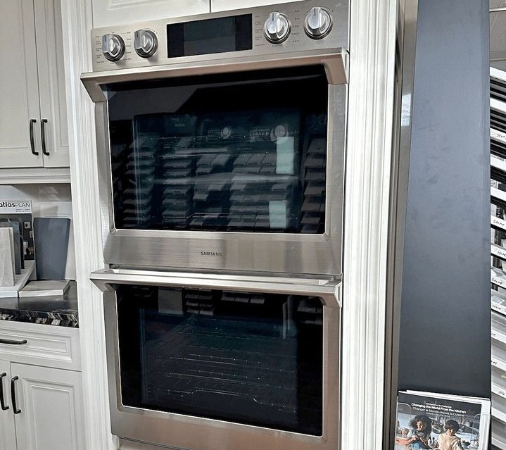 Don't Miss Out On This Year's Double Wall Oven Deals - Black Friday & Cyber Monday