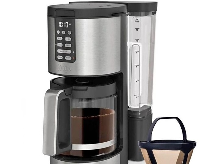 Shopping Guide: 14 Cup Coffee Maker Black Friday & Cyber Monday Deals